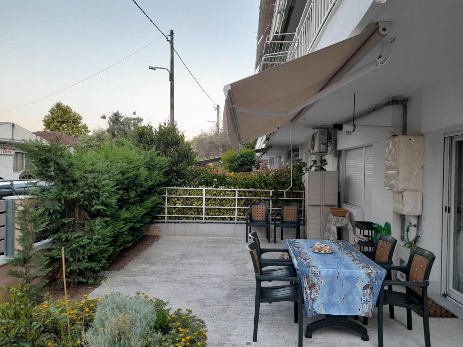 Renovated Apartment With Garden And Parking Space Peraia  Exterior photo